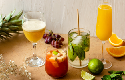 4 recepti za osvežilne brezalkoholne pijače: Mimosa, Mojito, Piña Colada in Sangria